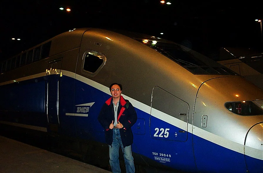 回程搭 TGV，再照一張留念。