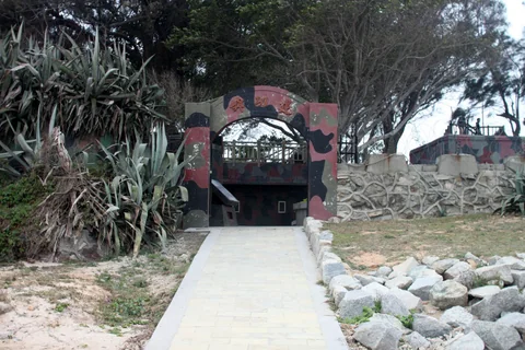 建功嶼附近新設置的鄭成功石像