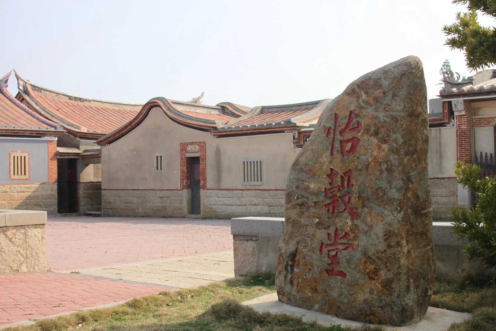 瓊林聚落成排的紅磚傳統民居