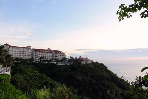 等待日出期間拍下的陰雲景色