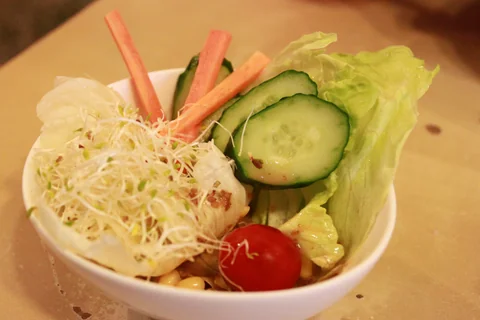 An-ka 咖啡館的午餐餐點，部分已經食用