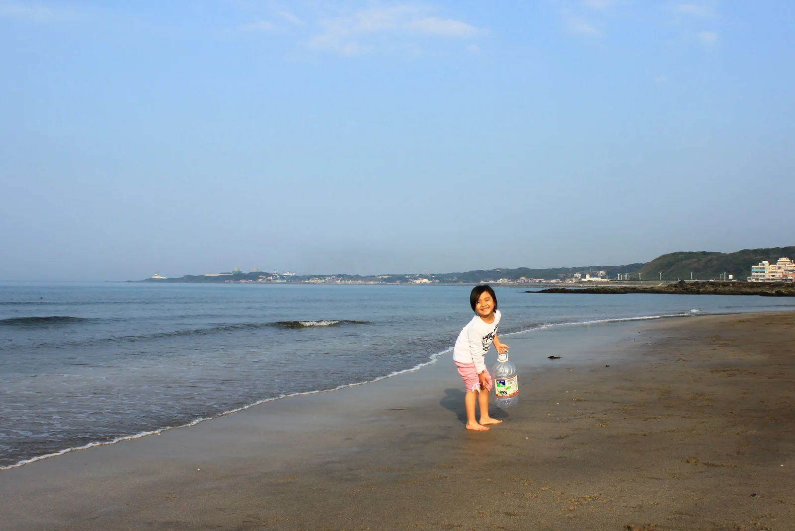 麟山鼻海邊的岩石與海岸