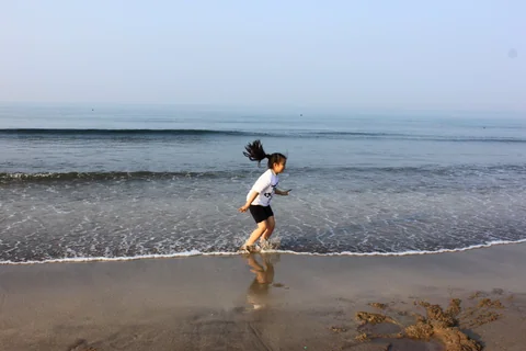 麟山鼻潮間帶的岩石地形