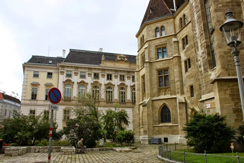 維也納 Herrengasse 地鐵站附近的街道